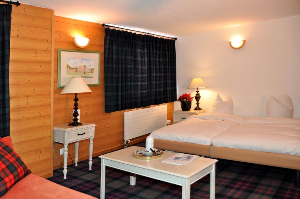 Hotel De La Paix Champéry Quarto foto